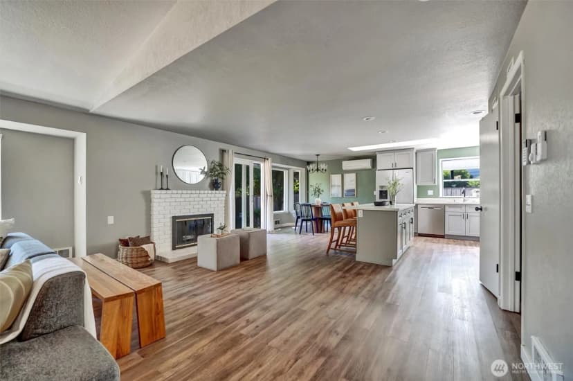 Property photo for 4830 154th Place Sw, Edmonds photo 8