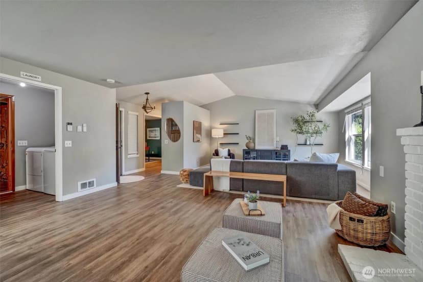 Property photo for 4830 154th Place Sw, Edmonds photo 10