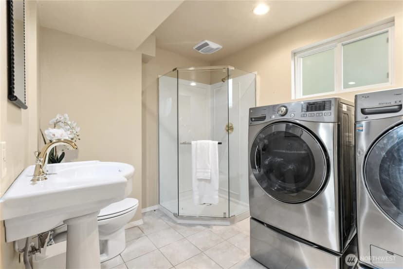 Property photo for 17101 146th Avenue Se, Renton photo 15