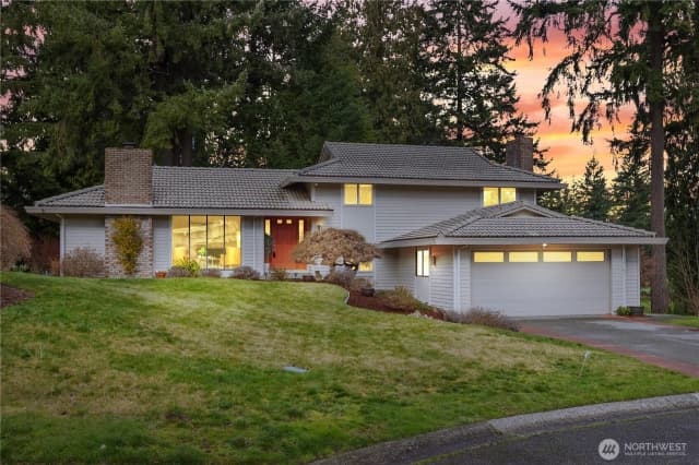 Property photo for 17101 146th Avenue Se, Renton photo 2