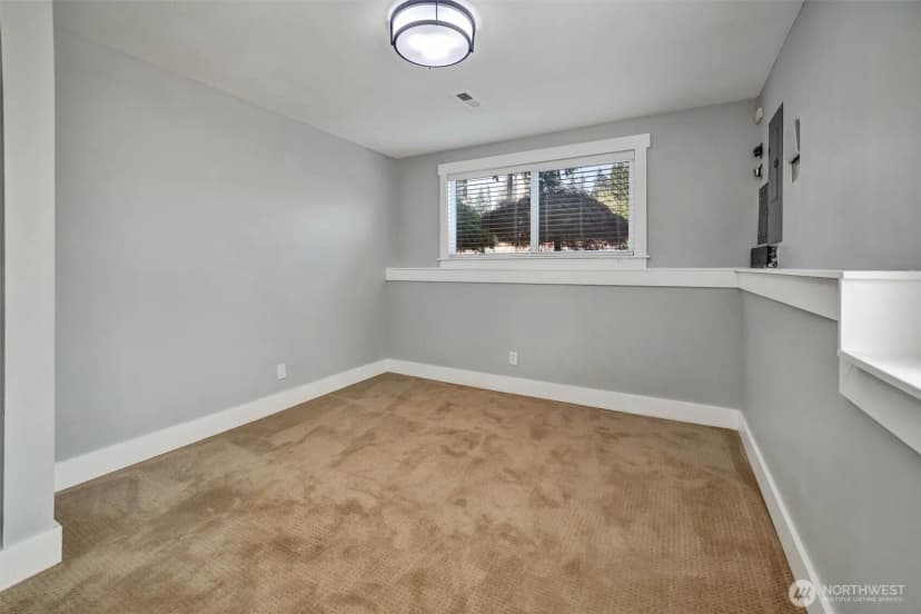 Property photo for 16038 68th Avenue W, Edmonds photo 31