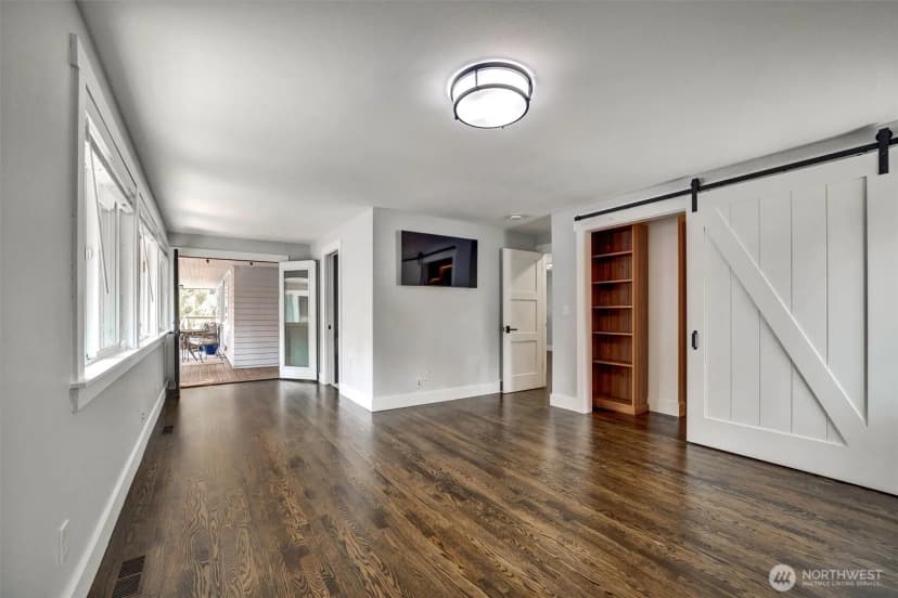 Property photo for 16038 68th Avenue W, Edmonds photo 22