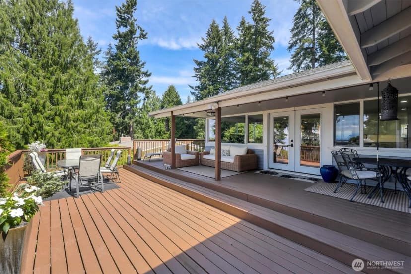 Property photo for 16038 68th Avenue W, Edmonds photo 17