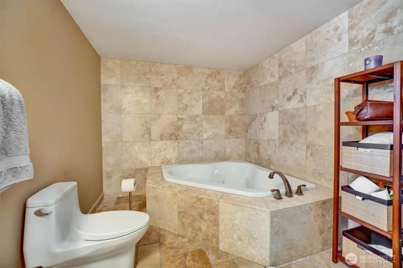 Property photo for 16038 68th Avenue W, Edmonds photo 37