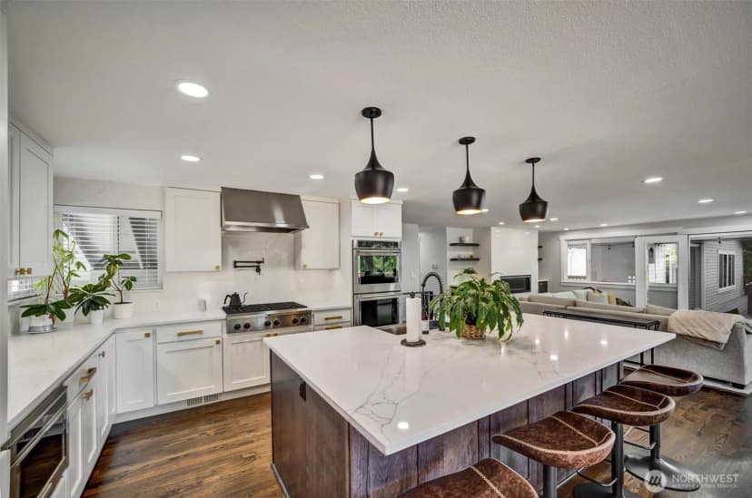 Property photo for 16038 68th Avenue W, Edmonds photo 14