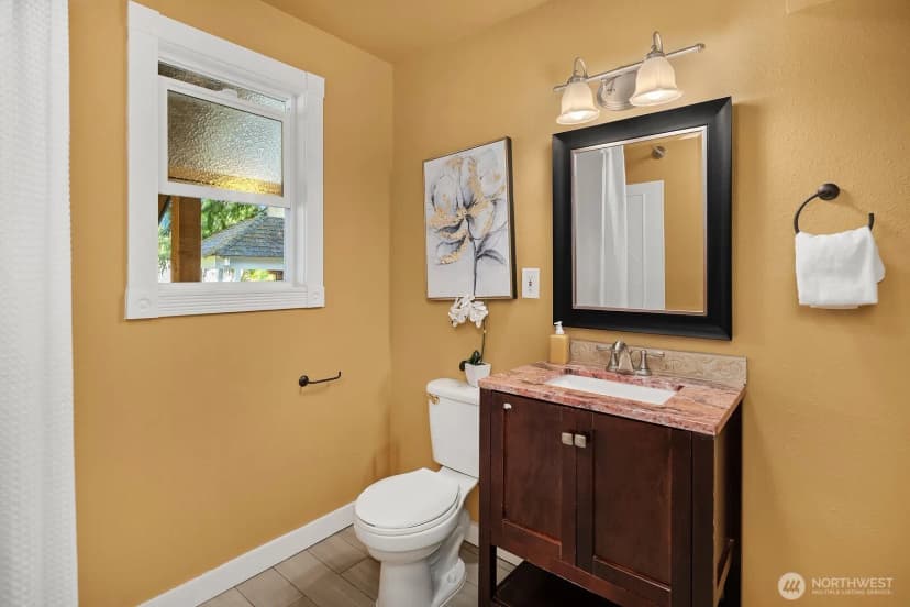 Property photo for 13426 121st Avenue Ne, Kirkland photo 25