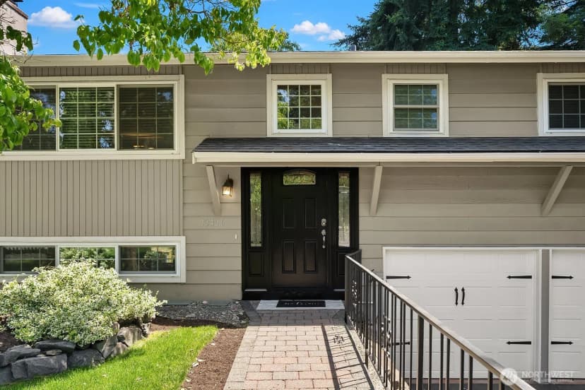 Property photo for 13426 121st Avenue Ne, Kirkland photo 3