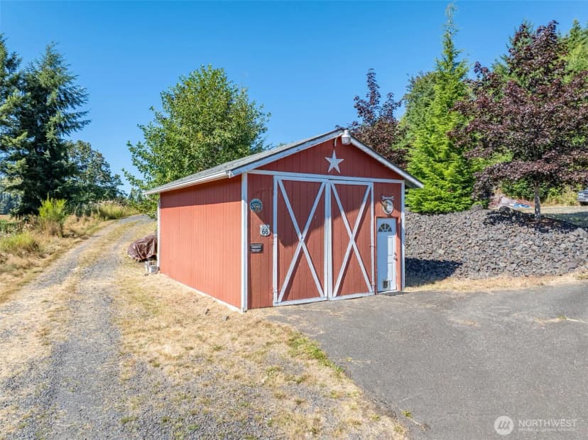 Property photo for 526 Haywire Road, Winlock photo 27