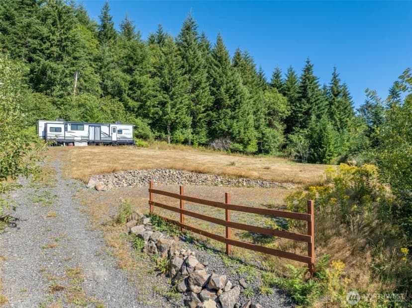 Property photo for 526 Haywire Road, Winlock photo 32