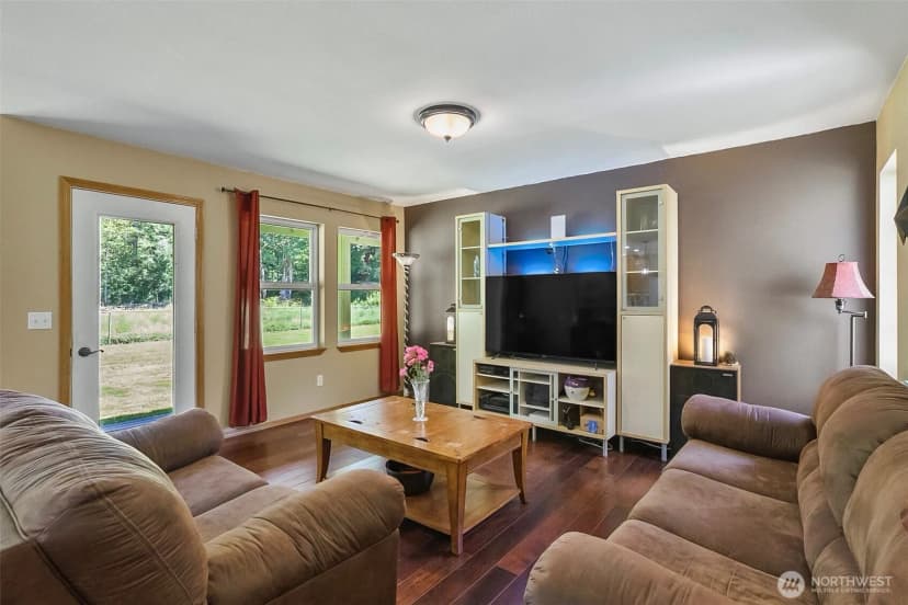 Property photo for 13323 78th Street Ne, Lake Stevens photo 16