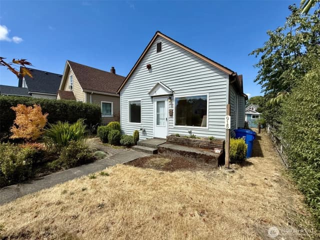 Property photo for 915 E Harrison Street, Tacoma