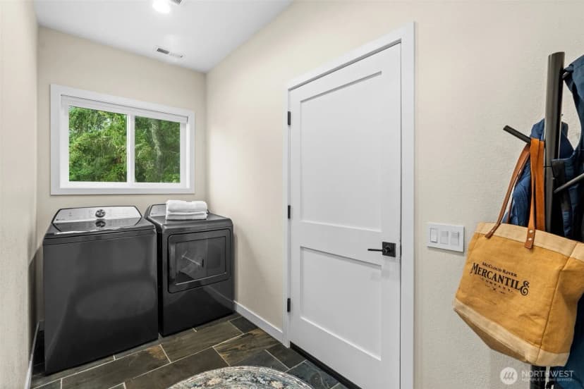 Property photo for 16451 94th Street Sw, Longbranch photo 23