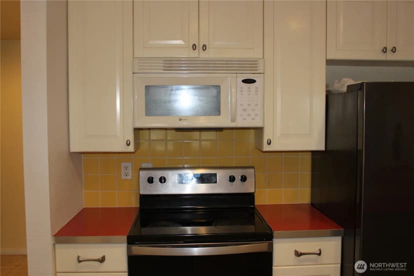 Property photo for 31003 14th Way S #h-13, Federal Way photo 8