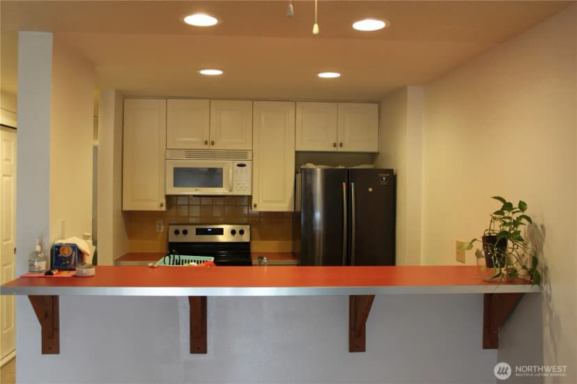 Property photo for 31003 14th Way S #h-13, Federal Way photo 6