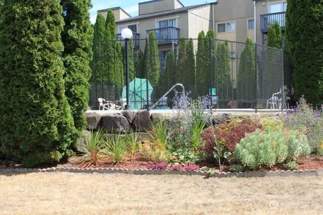 Property photo for 31003 14th Way S #h-13, Federal Way photo 13