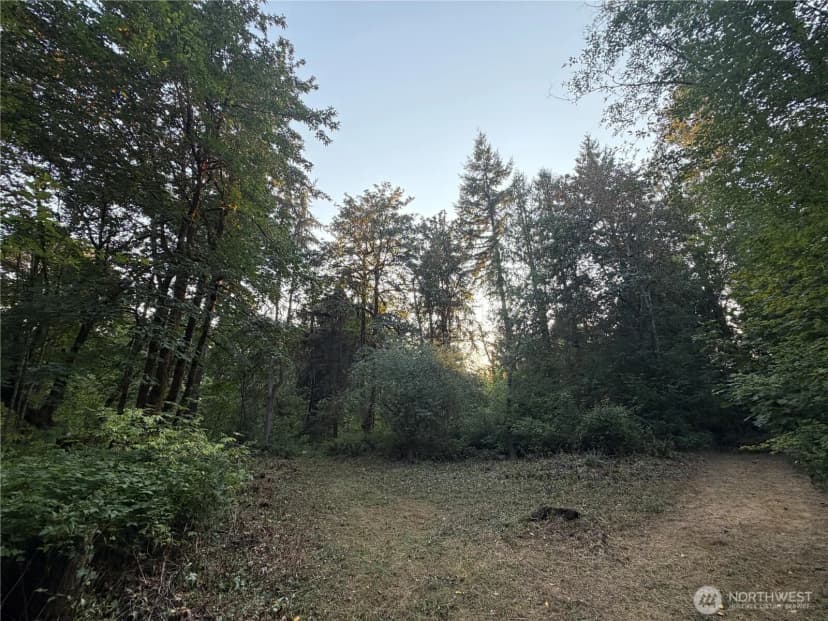 Property photo for 19009 51st Avenue Se, Bothell photo 13