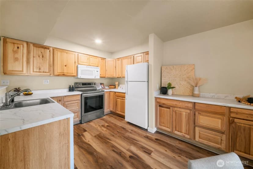 Property photo for 4511 Lexington Place Ne #4a, Olympia photo 12