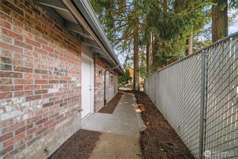 Property photo for 4511 Lexington Place Ne #4a, Olympia photo 30