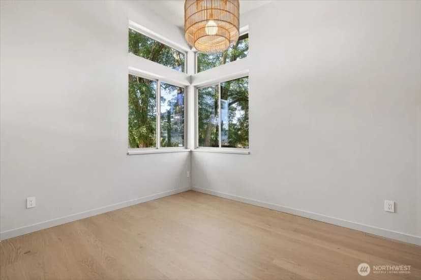 Property photo for 3454 33rd Avenue W #1, Seattle photo 23