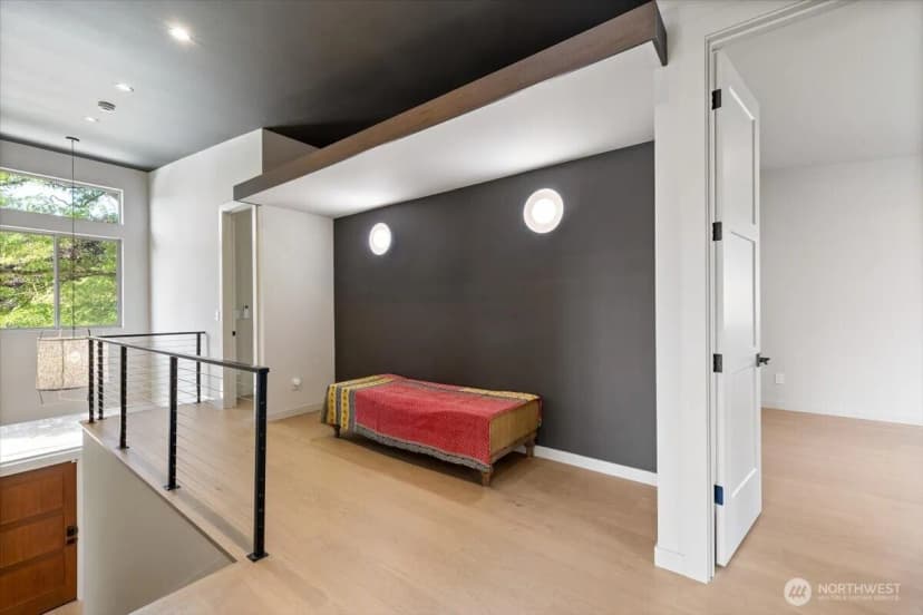Property photo for 3454 33rd Avenue W #1, Seattle photo 19