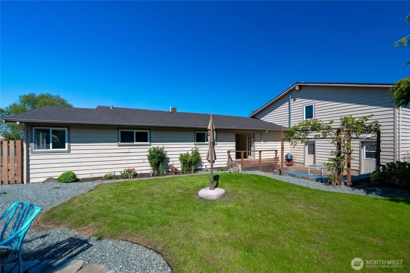 Property photo for 1119 Longview Avenue, Anacortes photo 32