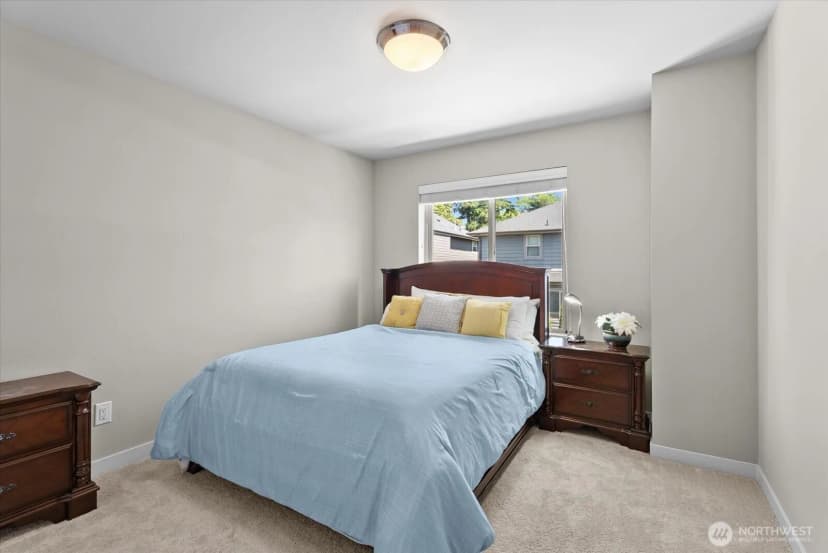 Property photo for 3527 Ne Ne. 7th Street, Renton photo 22