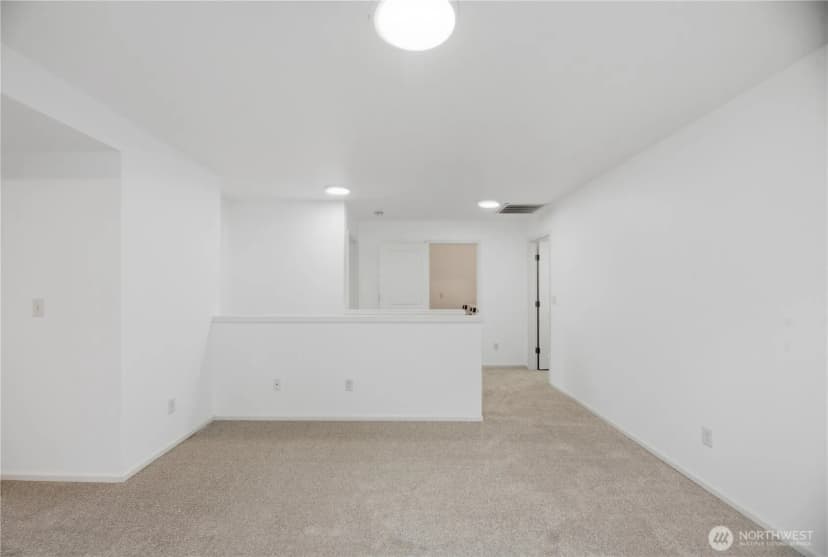 Property photo for 14019 33rd Drive Se, Mill Creek photo 19
