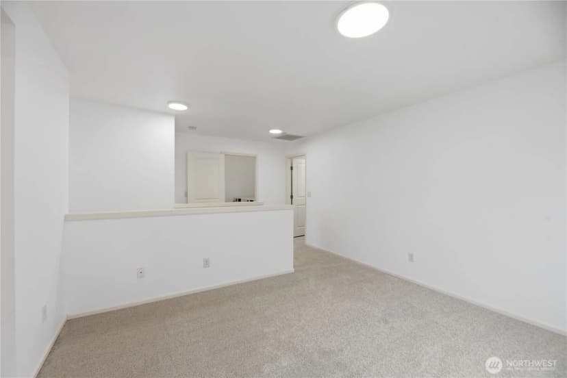Property photo for 14019 33rd Drive Se, Mill Creek photo 18