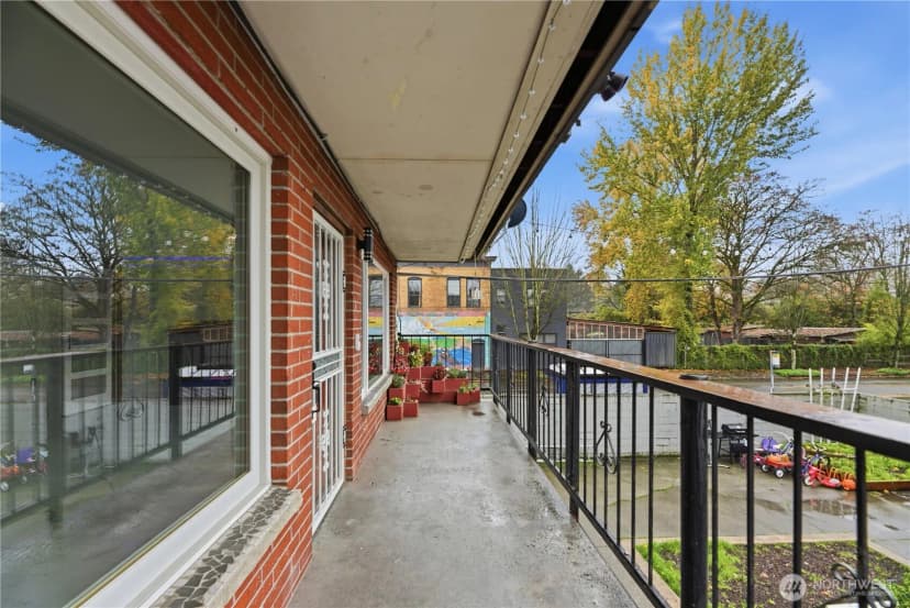 Property photo for 748 S Cloverdale Street #8, Seattle photo 25