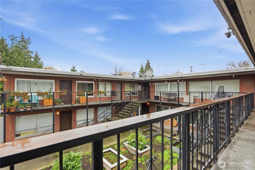 Property photo for 748 S Cloverdale Street #8, Seattle photo 26