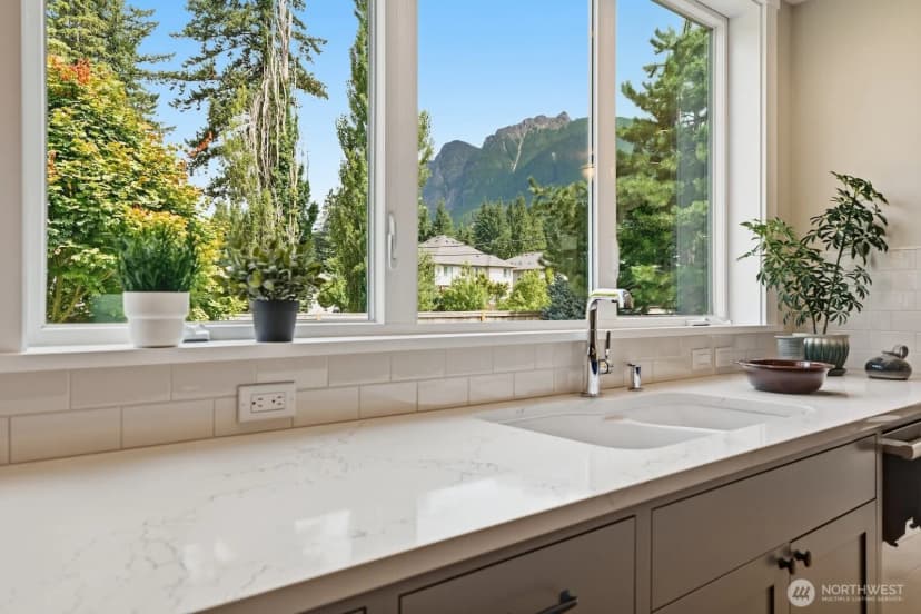 Property photo for 890 Se 10th Street, North Bend photo 16