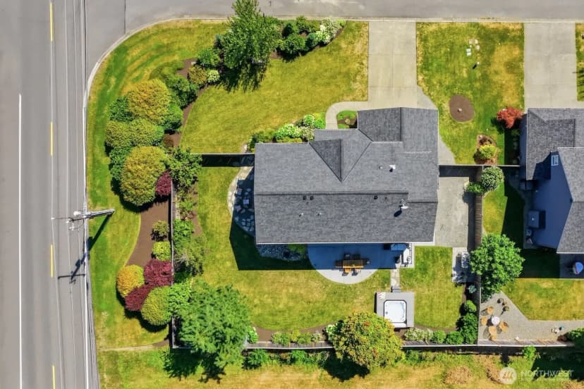Property photo for 890 Se 10th Street, North Bend photo 3