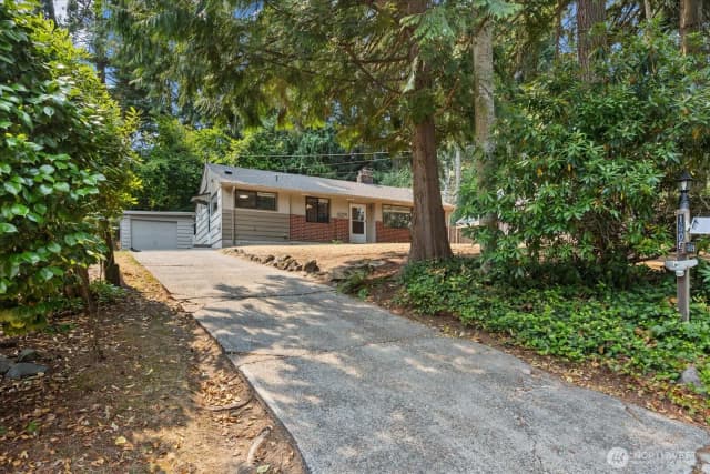 Property photo for 1509 Ne 190th Street, Shoreline photo 2