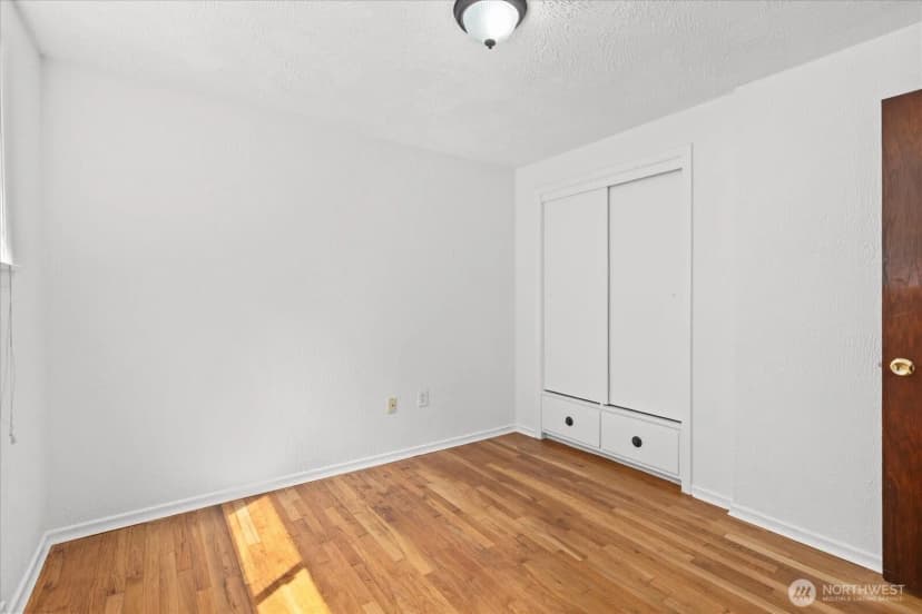 Property photo for 1509 Ne 190th Street, Shoreline photo 21