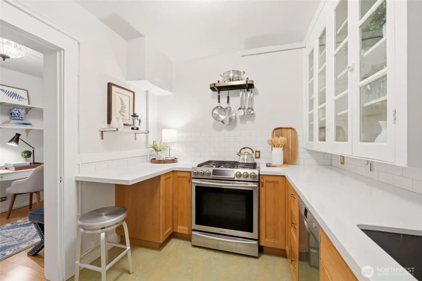 Property photo for 1732 15th Street ##3, Seattle photo 10