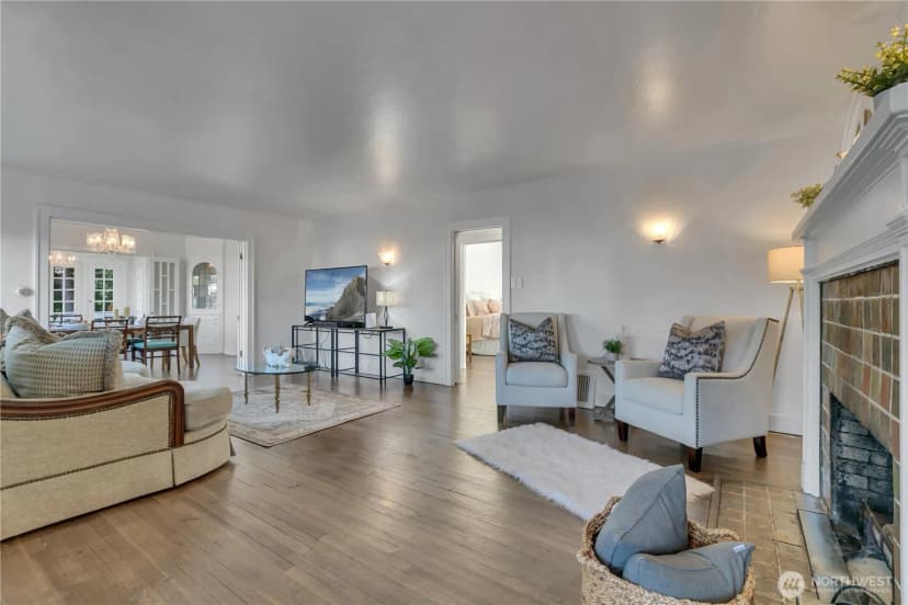 Property photo for 7656 Pacific Avenue, Tacoma photo 5
