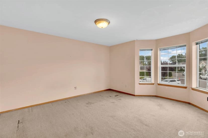 Property photo for 728 95th Court Se, Everett photo 14