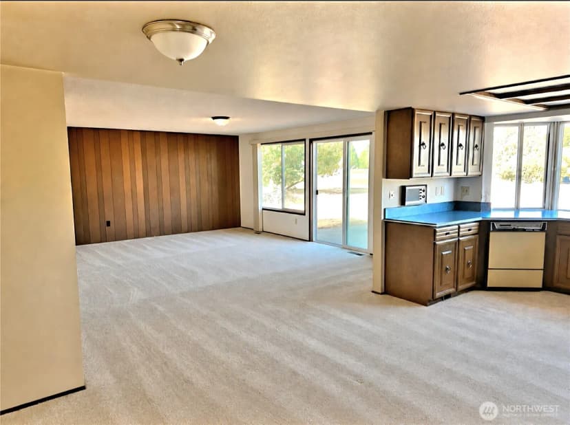 Property photo for 7919 Onyx Court Sw, Lakewood photo 6