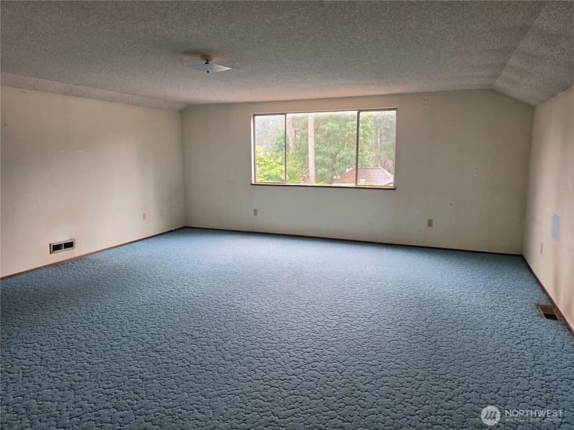 Property photo for 7919 Onyx Court Sw, Lakewood photo 10
