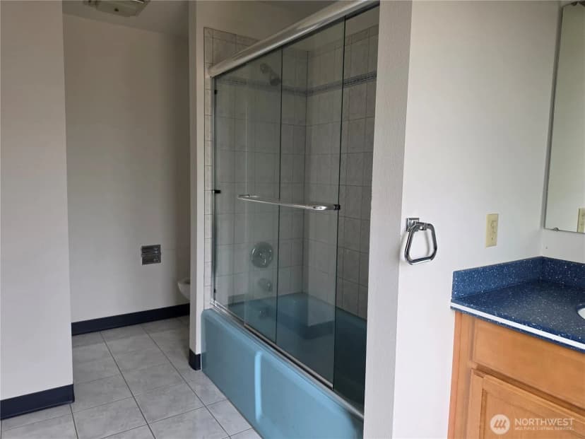 Property photo for 7919 Onyx Court Sw, Lakewood photo 16