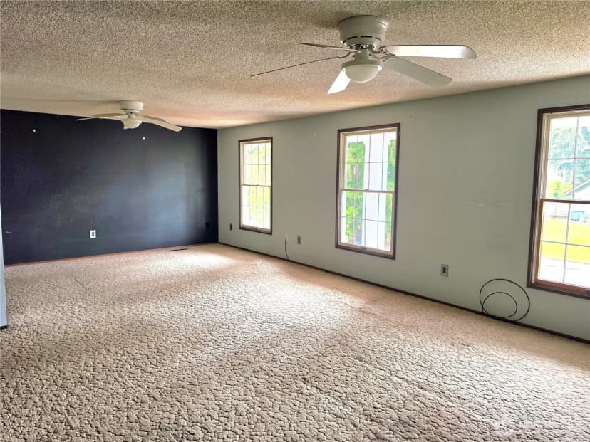 Property photo for 7919 Onyx Court Sw, Lakewood photo 8