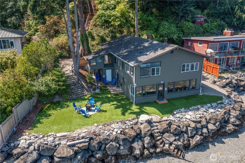 Property photo for 14024 Glen Acres Road Sw, Vashon photo 2