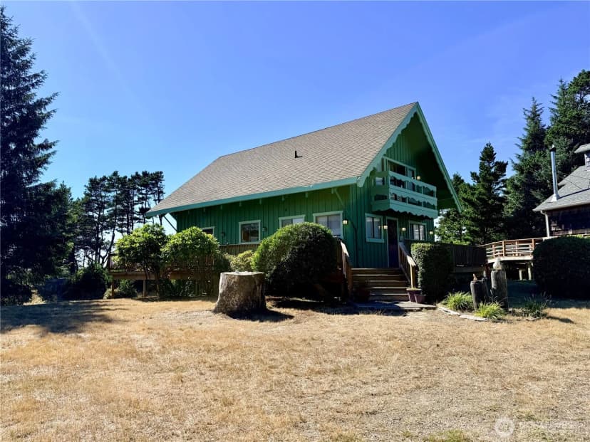 Property photo for 30709 K Place, Ocean Park photo 39