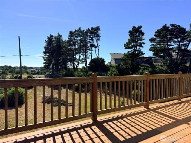 Property photo for 30709 K Place, Ocean Park photo 5