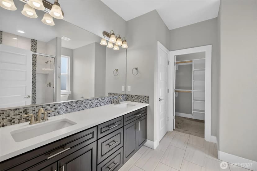 Property photo for 1320 W Pax Court, Sunnyside photo 18