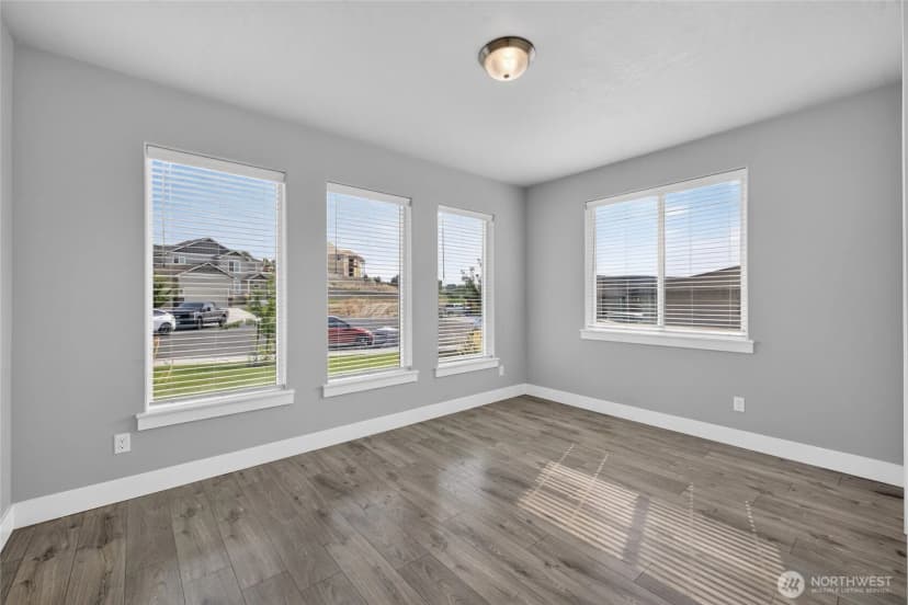 Property photo for 1320 W Pax Court, Sunnyside photo 21