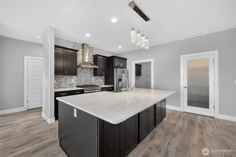 Property photo for 1320 W Pax Court, Sunnyside photo 13
