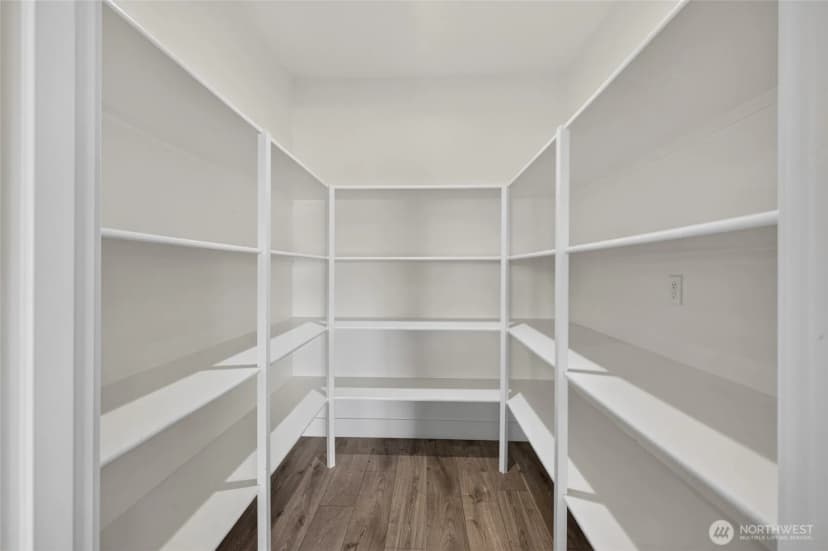 Property photo for 1320 W Pax Court, Sunnyside photo 16