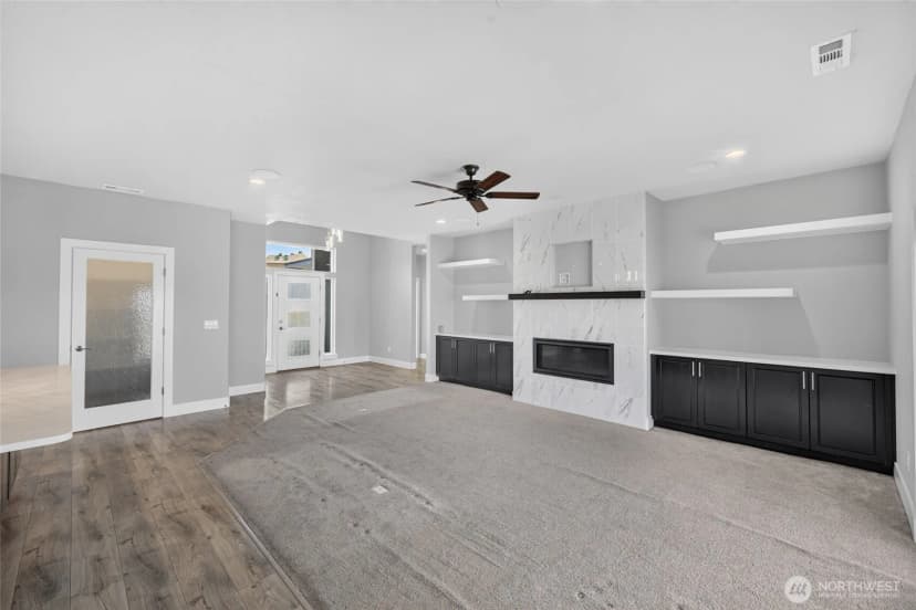 Property photo for 1320 W Pax Court, Sunnyside photo 7