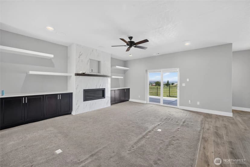 Property photo for 1320 W Pax Court, Sunnyside photo 6